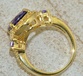 璀璨臻選 歐美時尚18K鍍金紫晶石戒指，詮釋婚禮與日常的優(yōu)雅格調